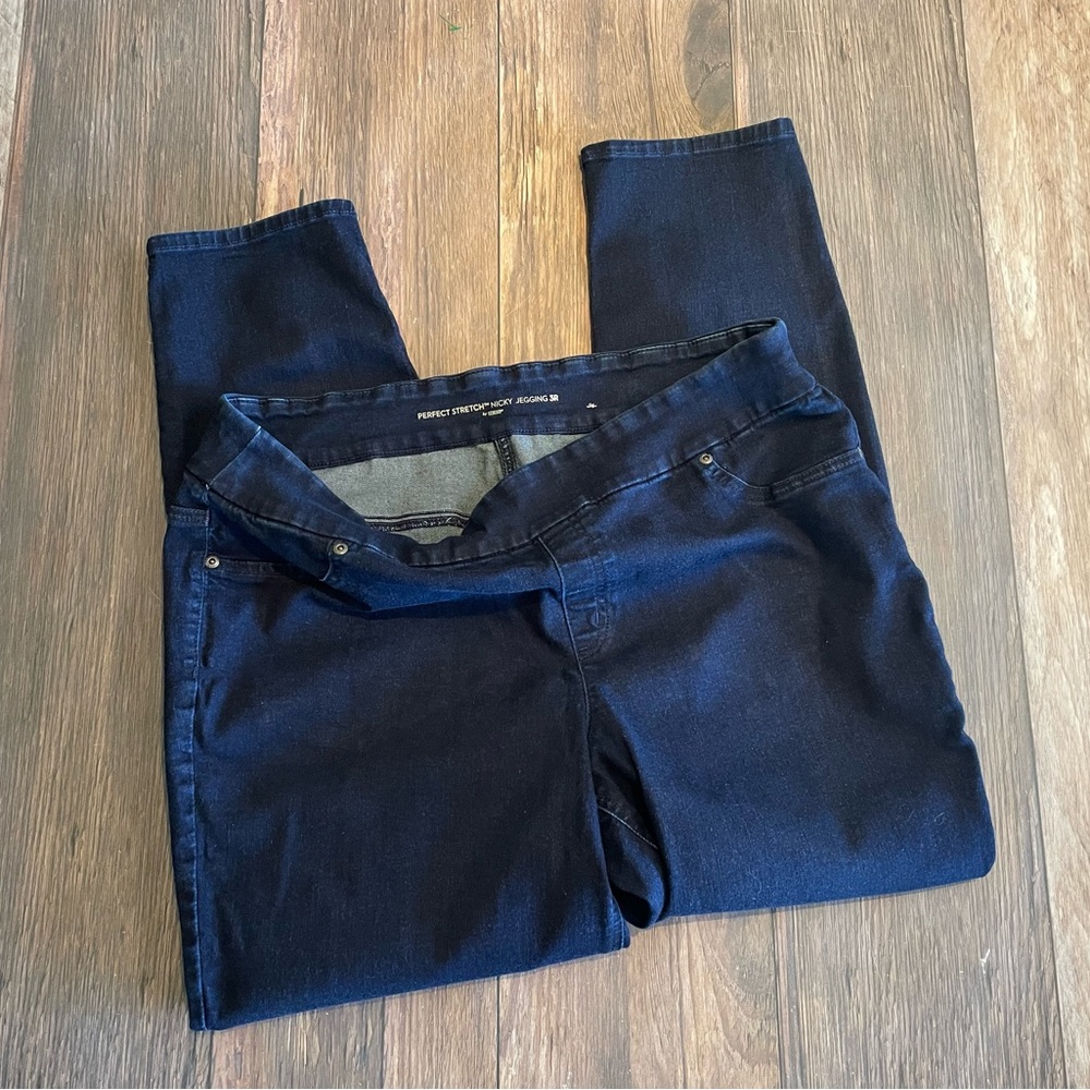 Chico’s 💙Nicky Denim Pull-On Jeggings - Picture 7 of 8